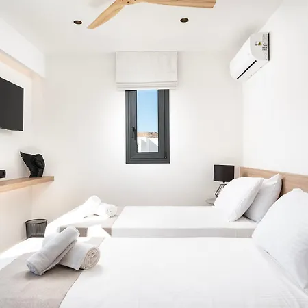 Villa Geo's Luxury - Private Pool - By The *