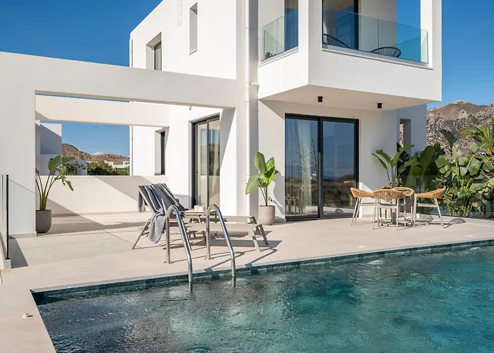 Villa Geo's Luxury - Private Pool - By The Kardamena (Kos)