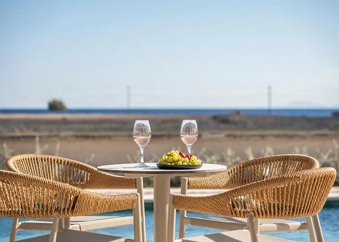 Geo's Luxury - Private Pool - By The Villa *