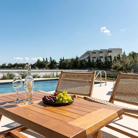 Βίλα Geo's Luxury - Private Pool - By The Kardamena (Kos)