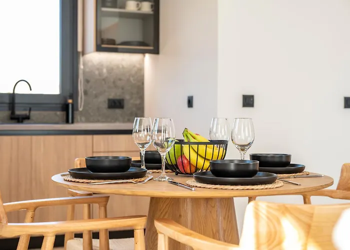 Geo's Luxury - Private Pool - By The فيلة *