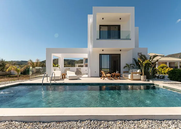 Geo's Luxury - Private Pool - By The * Kardamena (Kos)