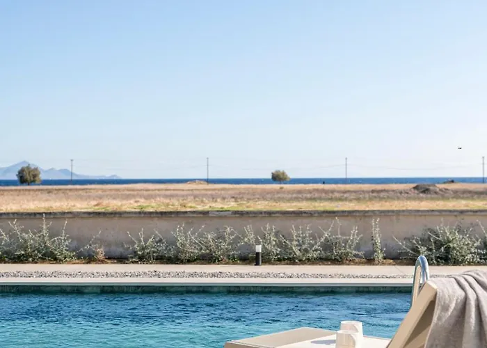 Geo's Luxury - Private Pool - By The Villa Kardamena (Kos)